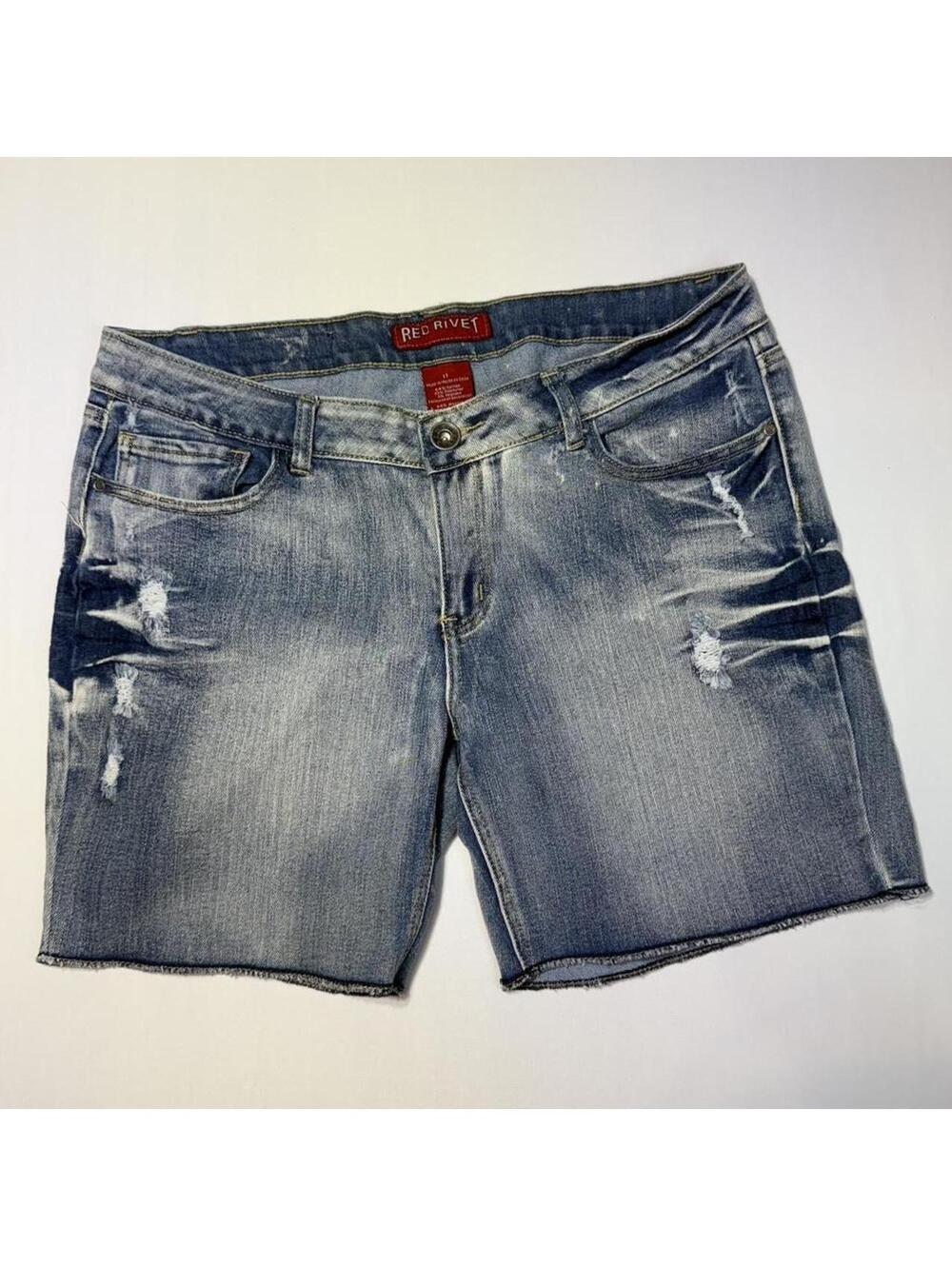 Red Rivet Distressed Denim Shorts Sz 17 (37x7) Mid Rise Raw Hem